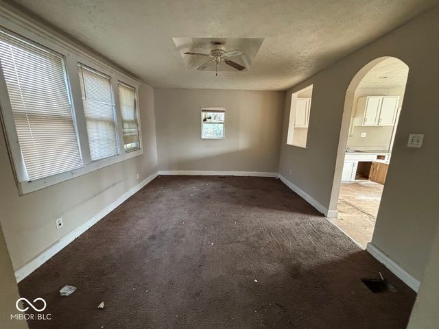 1521 N Temple Avenue, Indianapolis, IN 46201