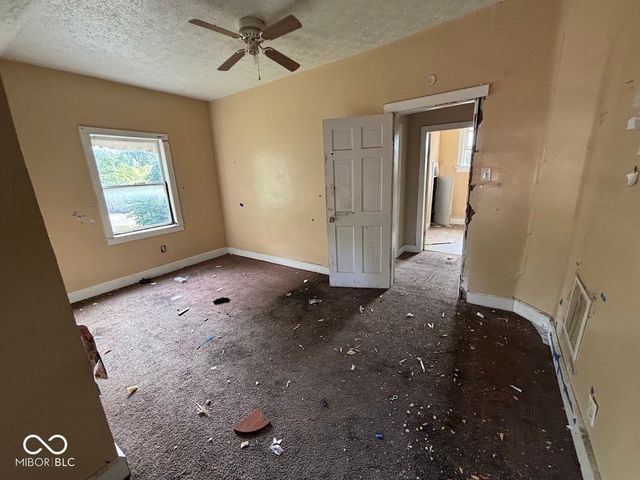 1521 N Temple Avenue, Indianapolis, IN 46201