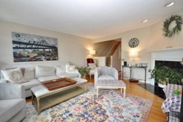 13 Boatswains Way 13, Chelsea, MA 02150