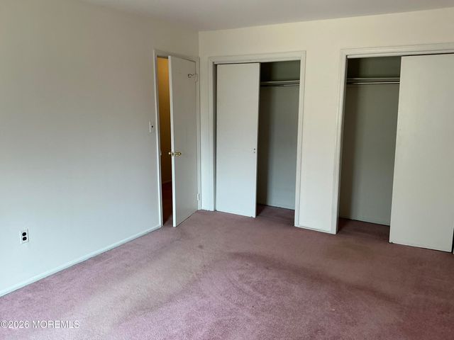 3 Peacock Place, Howell, NJ 07731