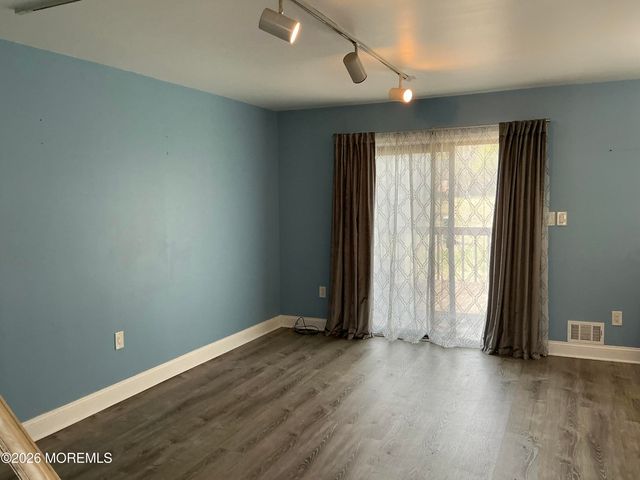 3 Peacock Place, Howell, NJ 07731