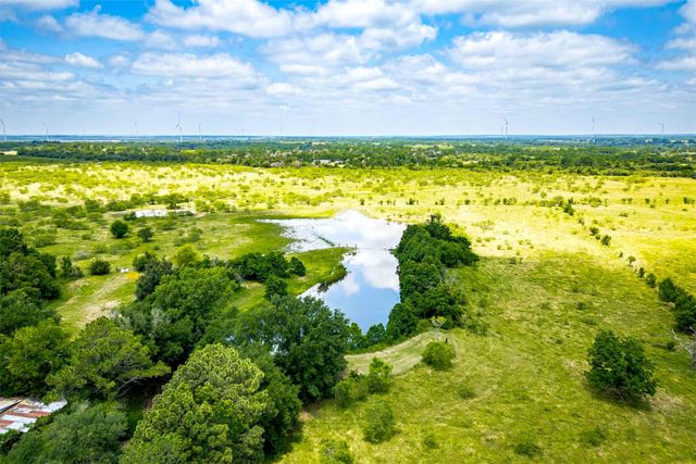 444 Lcr 106 Road, Mount Calm, TX 76673