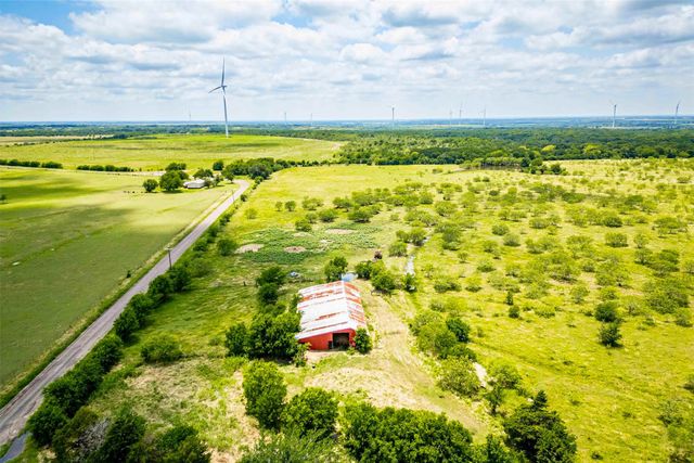 444 Lcr 106 Road, Mount Calm, TX 76673