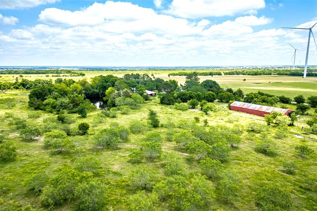 444 Lcr 106 Road, Mount Calm, TX 76673