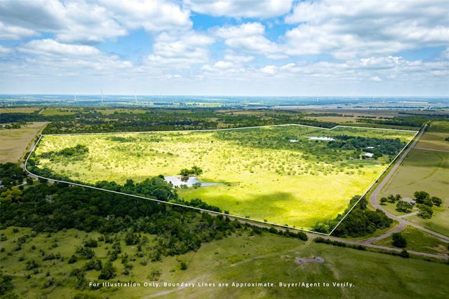 444 Lcr 106 Road, Mount Calm, TX 76673