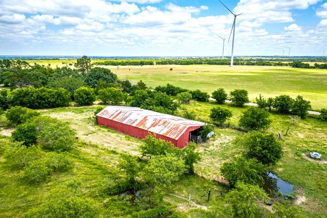 444 Lcr 106 Road, Mount Calm, TX 76673