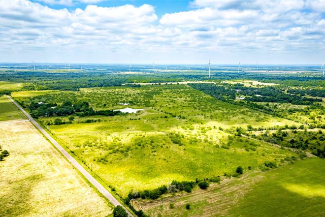 444 Lcr 106 Road, Mount Calm, TX 76673