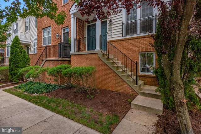 8005 HOMEFIELD DR, Landover, MD 20785