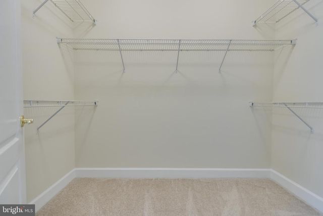 8005 HOMEFIELD DR, Landover, MD 20785