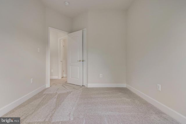 8005 HOMEFIELD DR, Landover, MD 20785