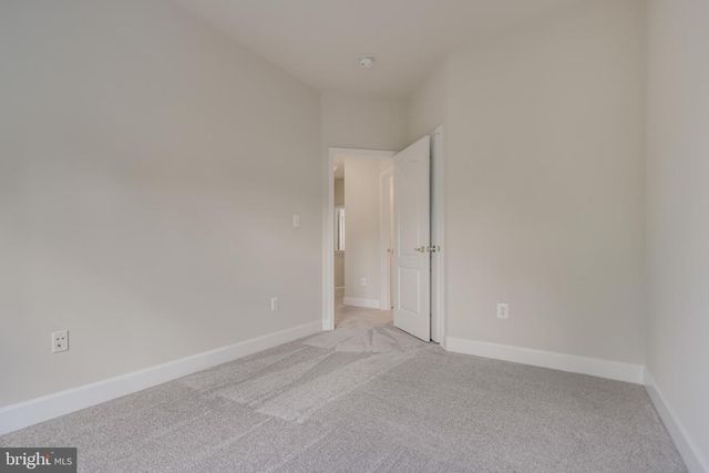 8005 HOMEFIELD DR, Landover, MD 20785