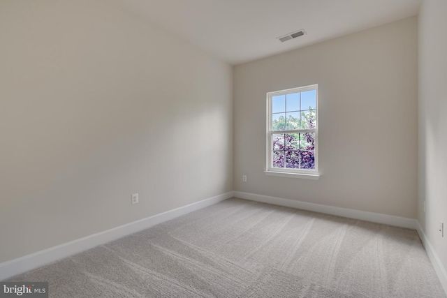 8005 HOMEFIELD DR, Landover, MD 20785