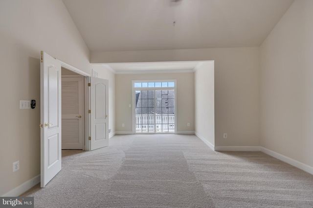 8005 HOMEFIELD DR, Landover, MD 20785