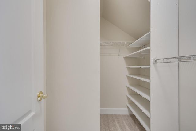8005 HOMEFIELD DR, Landover, MD 20785