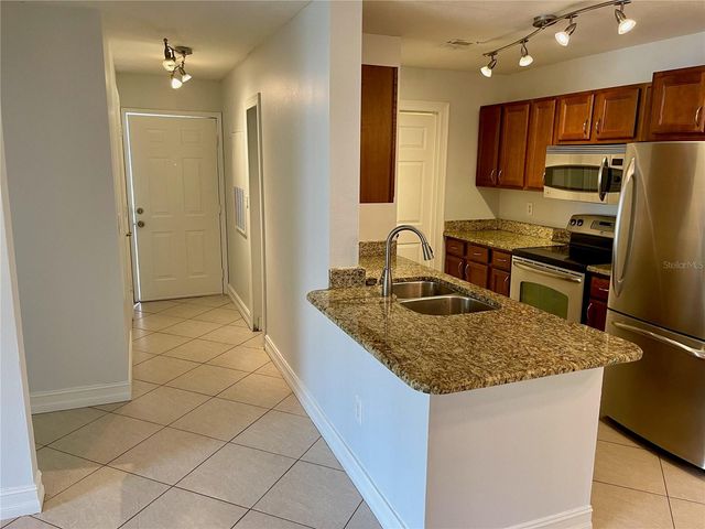 713 SECRET HARBOR LANE 101, Lake Mary, FL 32746