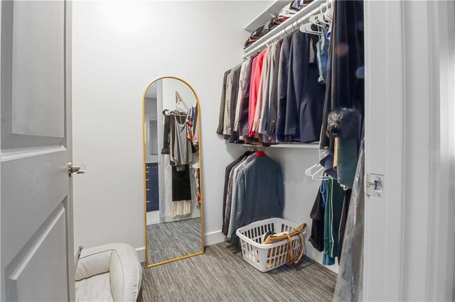 700 W 31st Street 702, Kansas City, MO 64108