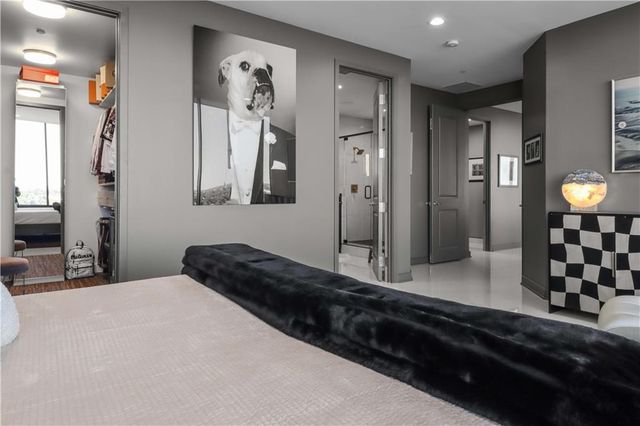 700 W 31st Street 702, Kansas City, MO 64108