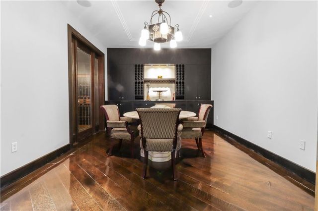 700 W 31st Street 702, Kansas City, MO 64108