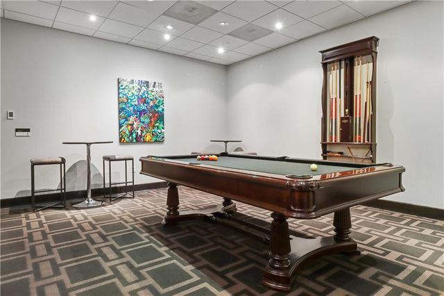 700 W 31st Street 702, Kansas City, MO 64108