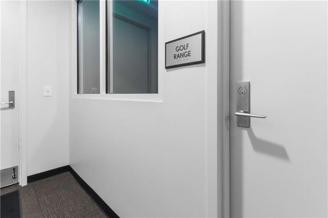 700 W 31st Street 702, Kansas City, MO 64108