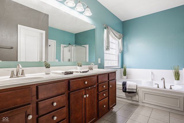 12244 Leewood Court, Noblesville, IN 46060