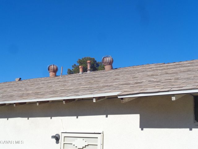 44631 Fenhold Street, Lancaster, CA 93535