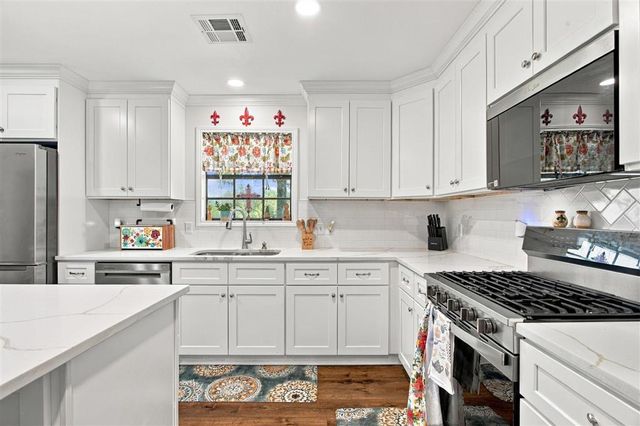 3412 Cayton Rd Road, Westlake, LA 70669