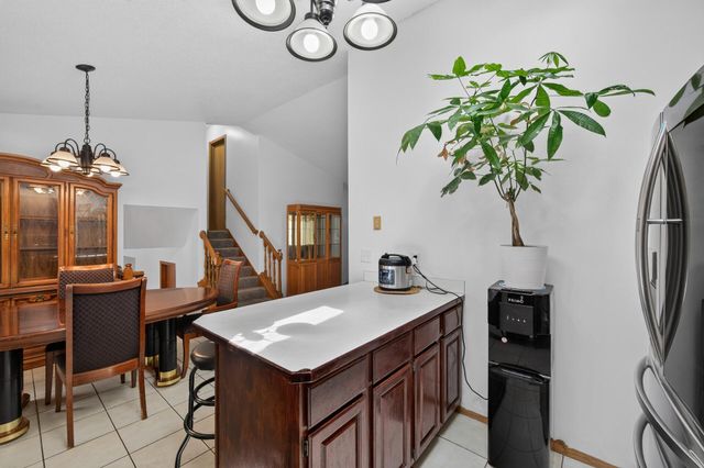 6709 Brunswick Avenue N, Brooklyn Park, MN 55429