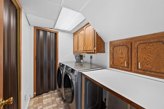 6709 Brunswick Avenue N, Brooklyn Park, MN 55429