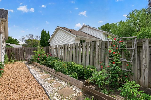 6709 Brunswick Avenue N, Brooklyn Park, MN 55429