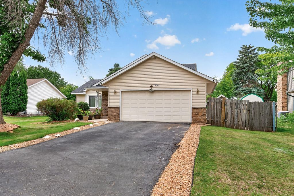 6709 Brunswick Avenue N, Brooklyn Park, MN 55429 — photo 2