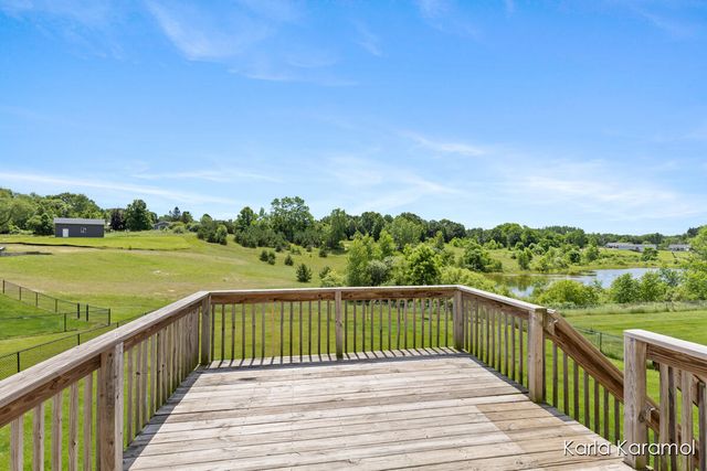 11782 Ridge Water Drive, Sparta, MI 49345
