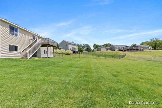 11782 Ridge Water Drive, Sparta, MI 49345