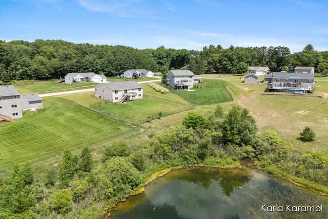 11782 Ridge Water Drive, Sparta, MI 49345