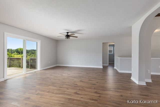11782 Ridge Water Drive, Sparta, MI 49345