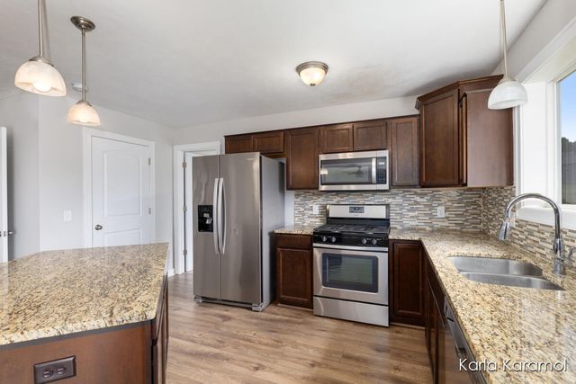 11782 Ridge Water Drive, Sparta, MI 49345
