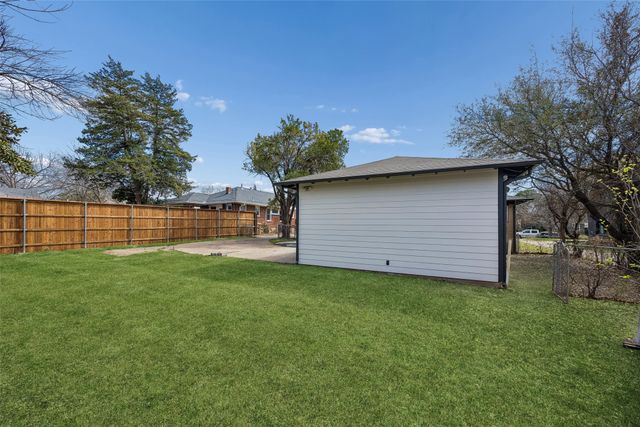 3335 Burlingdell Avenue, Dallas, TX 75211