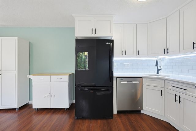 125 Leland Farm Rd. 125, Ashland, MA 01721