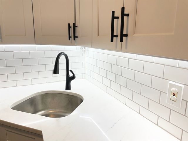 125 Leland Farm Rd. 125, Ashland, MA 01721