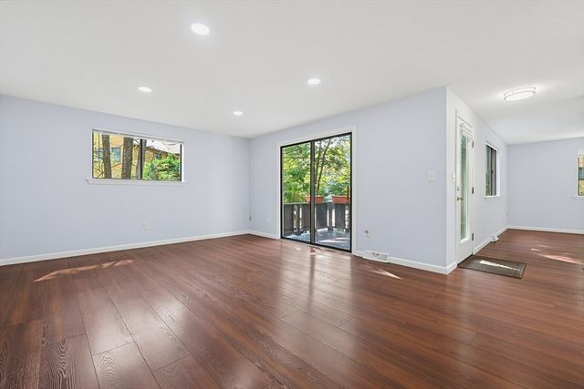 125 Leland Farm Rd. 125, Ashland, MA 01721