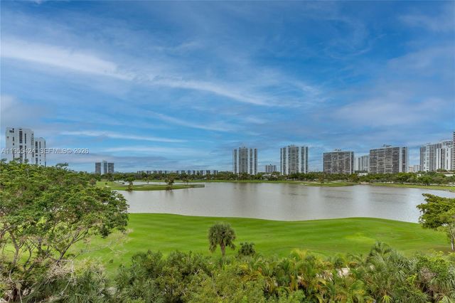 20000 E Country Club Drive 402, Aventura, FL 33180