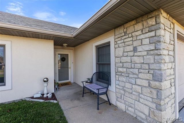 915 Pine Avenue, Warrenton, MO 63383
