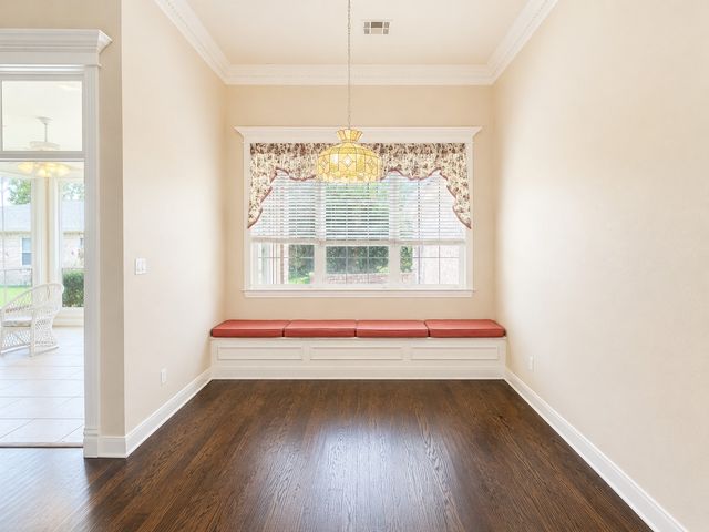 1917 Elmwood Avenue, Corsicana, TX 75110