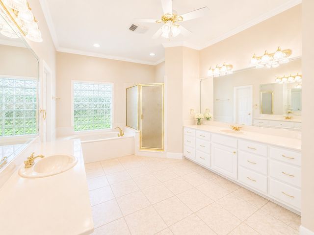 1917 Elmwood Avenue, Corsicana, TX 75110
