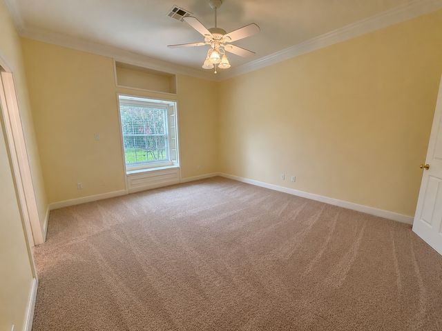 1917 Elmwood Avenue, Corsicana, TX 75110