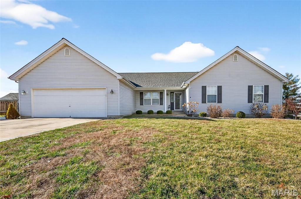 940 Hampshire Heath Drive, Dardenne Prairie, MO 63368