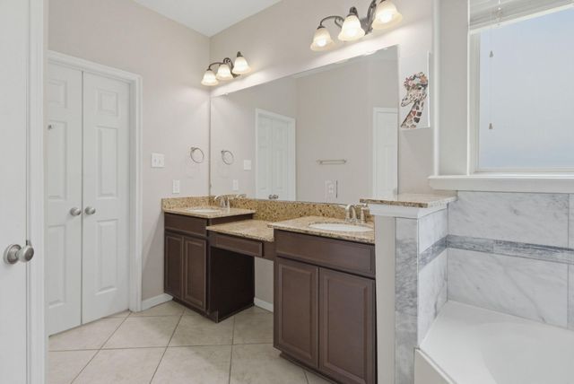 14535 Mountain Cliff Lane, Houston, TX 77044