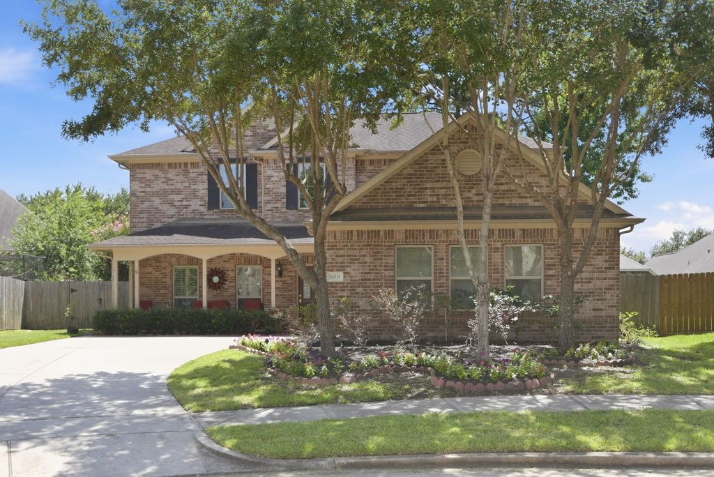 14535 Mountain Cliff Lane, Houston, TX 77044