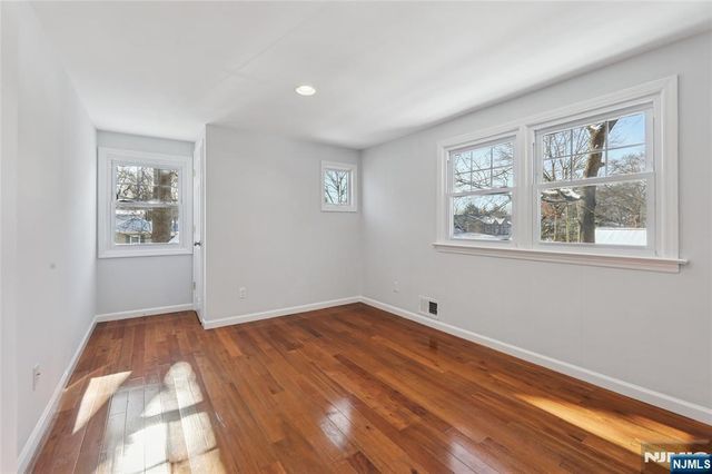 51 Day Avenue, Tenafly, NJ 07670