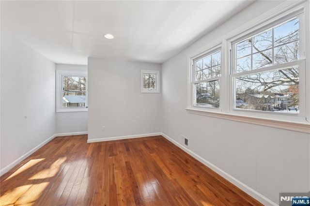 51 Day Avenue, Tenafly, NJ 07670